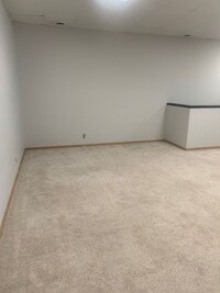 Building Photo - 903 Main St