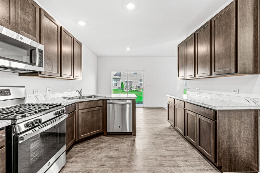 Building Photo - 1892 E 110th Ln