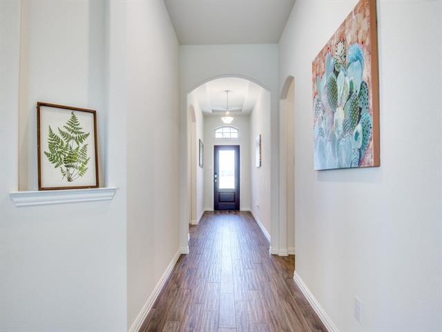 Building Photo - 4548 Longfellow Ave