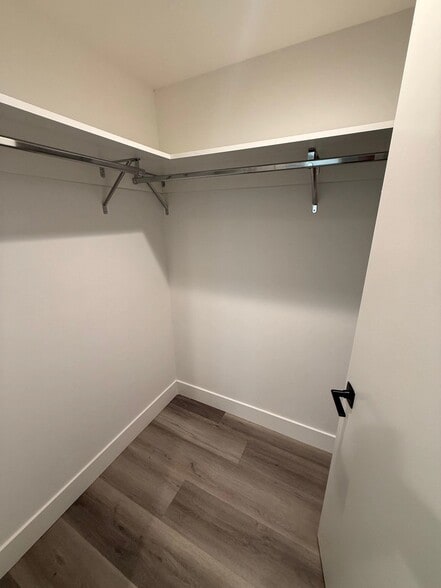 Building Photo - 11155 Huston St