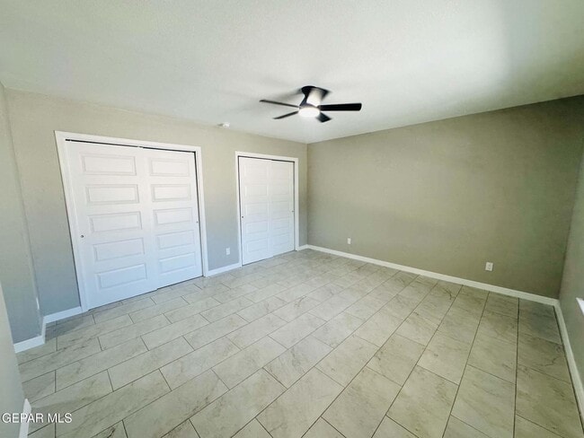 Building Photo - 11733 Lorri Dr