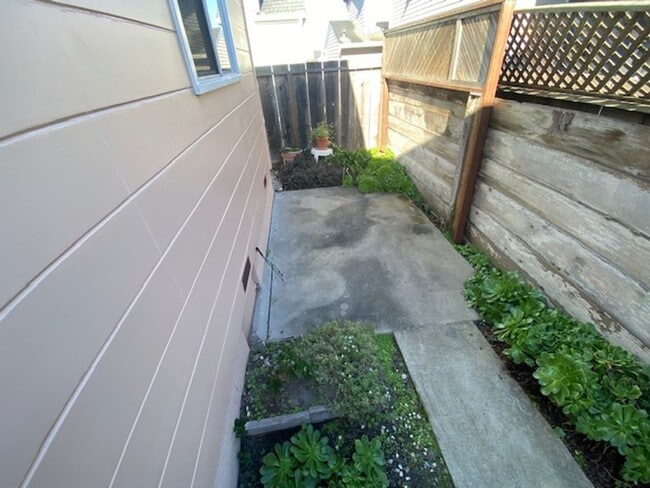 Building Photo - 151 Monterey Ave