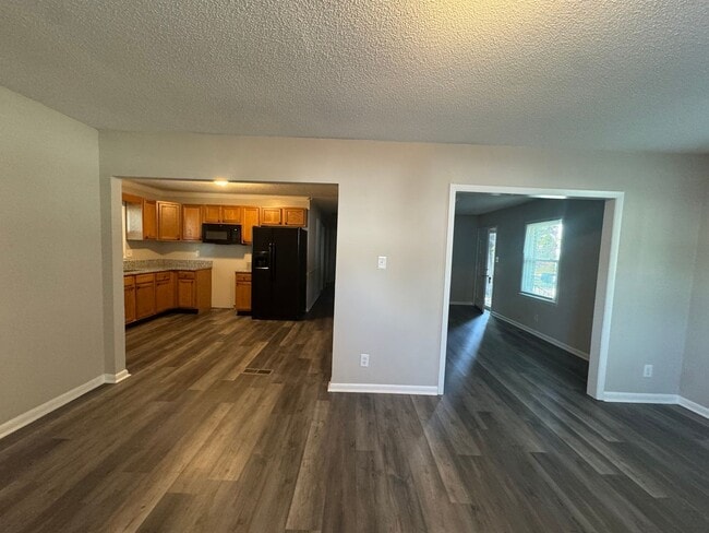 Building Photo - Move In Ready! Updated 3 Bedroom Brick House off Guess Road Near Carver St, Durham NC