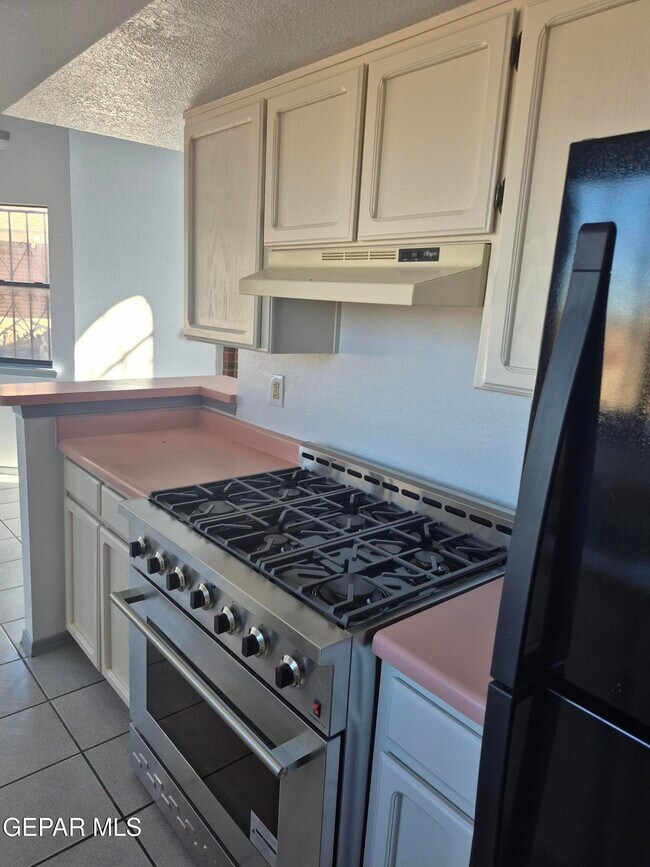 Building Photo - 12143 Noel Espinoza Cir