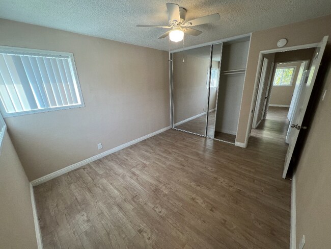 Primary Photo - 725 N Mavis St