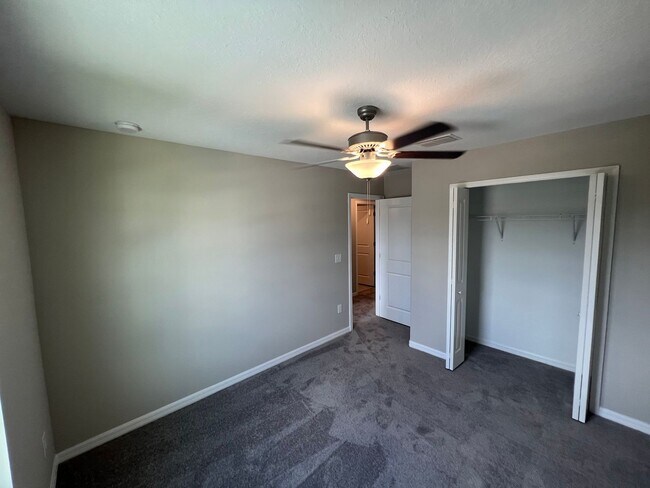 Building Photo - 12032 Miracle Mile Dr- Timber Creek