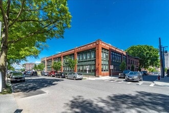 Building Photo - 260 Washington