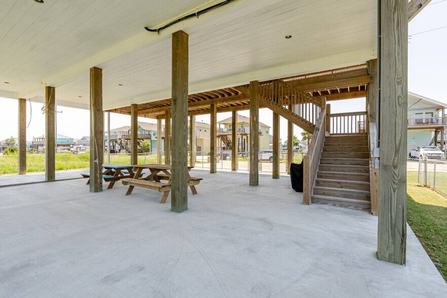 Building Photo - 970 S Jacks Rd