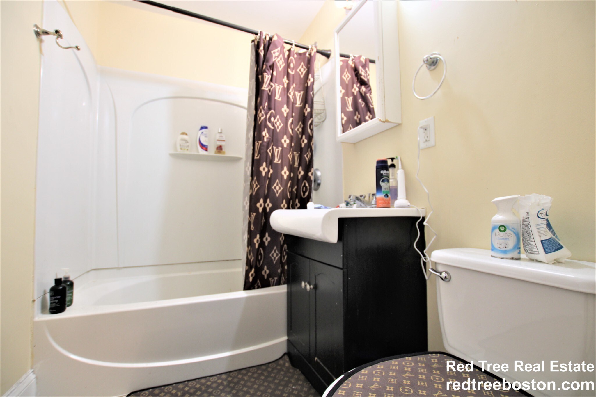 Building Photo - 17 Parker Hill Ave