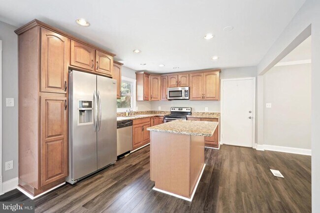 Building Photo - 1518 Gingerwood Ct