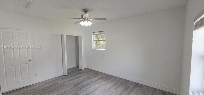 Building Photo - 200 NW 9th St