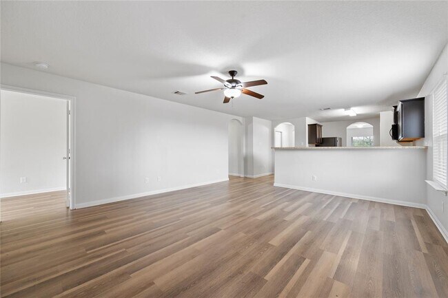 Building Photo - 221 Koontz Lp