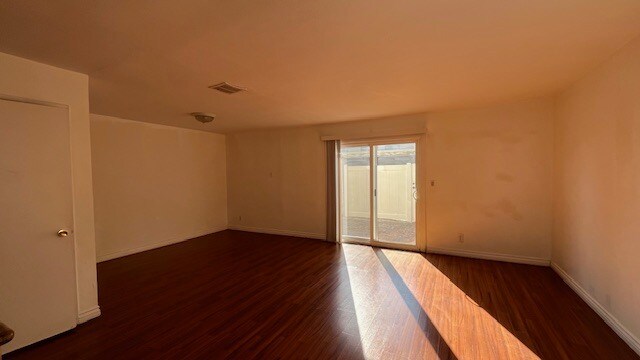 Building Photo - 608 E Matchwood Pl