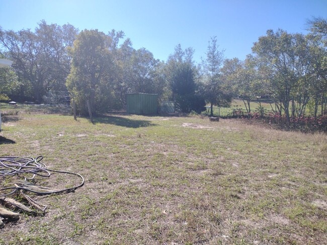 Building Photo - Adorable UPDATED 1 bedroom 1 Bath home with bonus Room