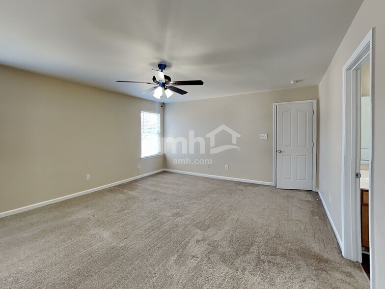 Building Photo - 612 Latimer Way