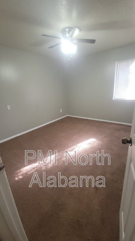 Building Photo - 906 Candlewood Dr NW