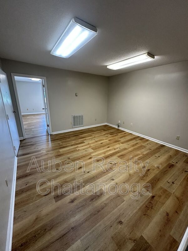 Building Photo - 6741 Ringgold Rd