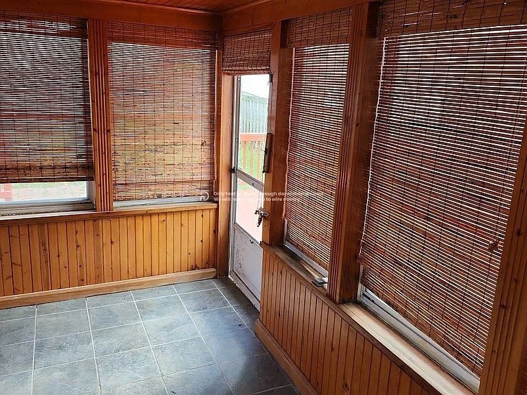 Building Photo - 61 Sunnycliff Dr