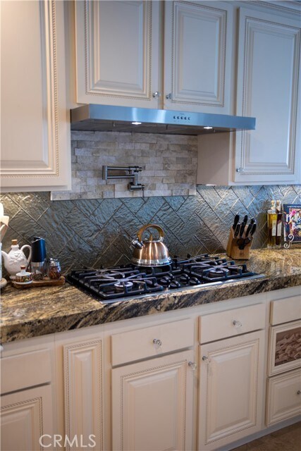 Building Photo - 10071 Highcliff Dr