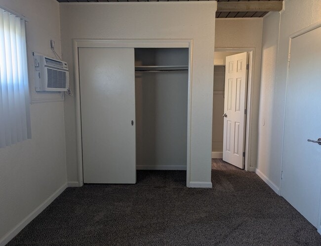 Building Photo - 1146 Stoddard Ave