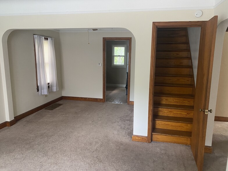 Dinning room & stairs - 228 North Court St.