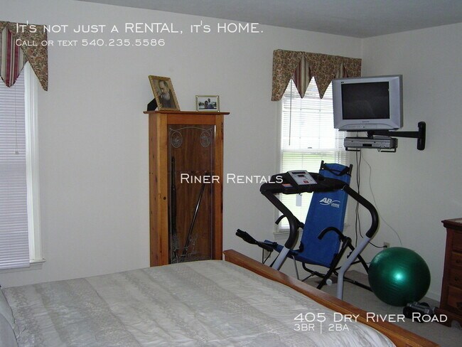 Building Photo - 405 Dry River Rd