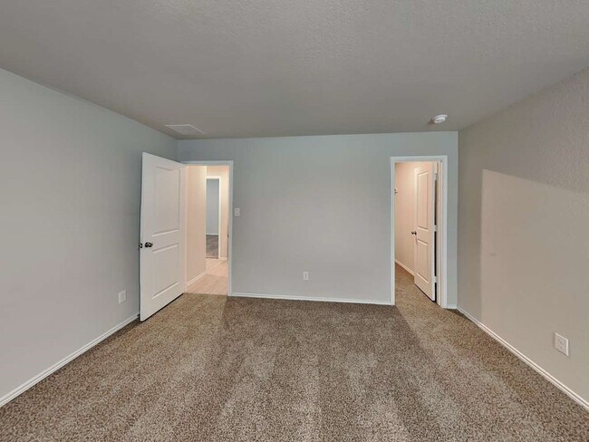 Building Photo - 14927 Watson Mill