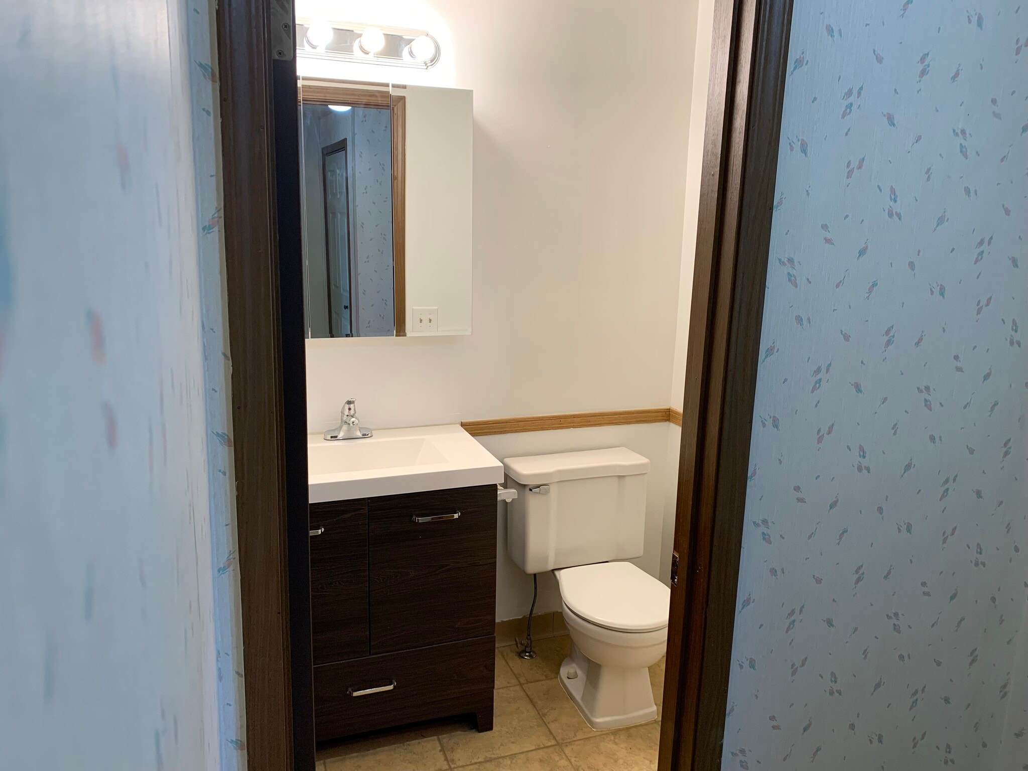 Half Bath - 7465 Seymour St NW