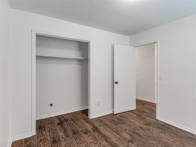 Building Photo - 1608 NW 7th St