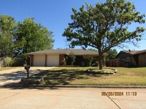 Building Photo - Pets negotiable with owner approval