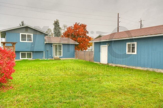 Building Photo - 4217 E Marietta Ave