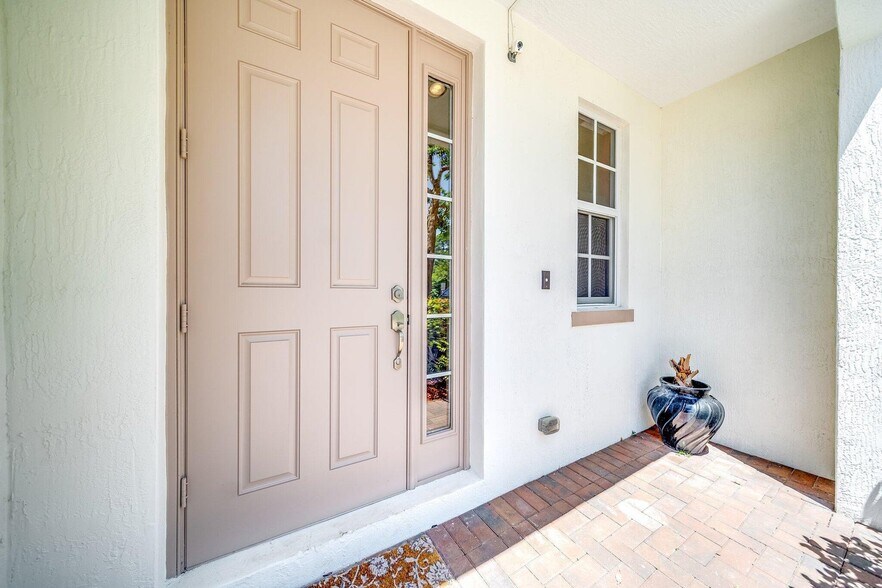 Building Photo - 4543 Tara Cove Way