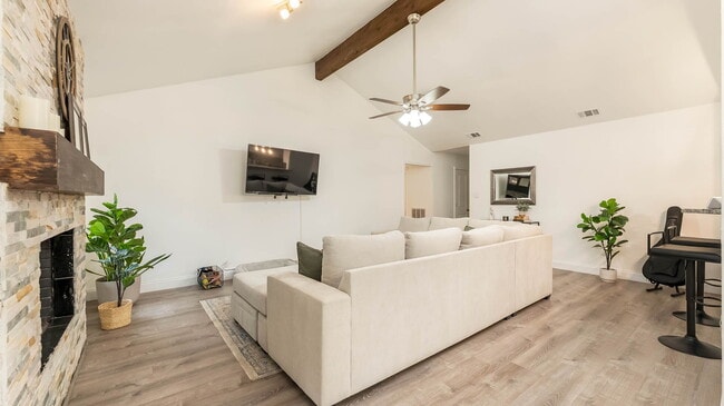 Building Photo - 8010 Misty Park St