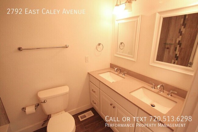 Building Photo - 2792 E Caley Ave