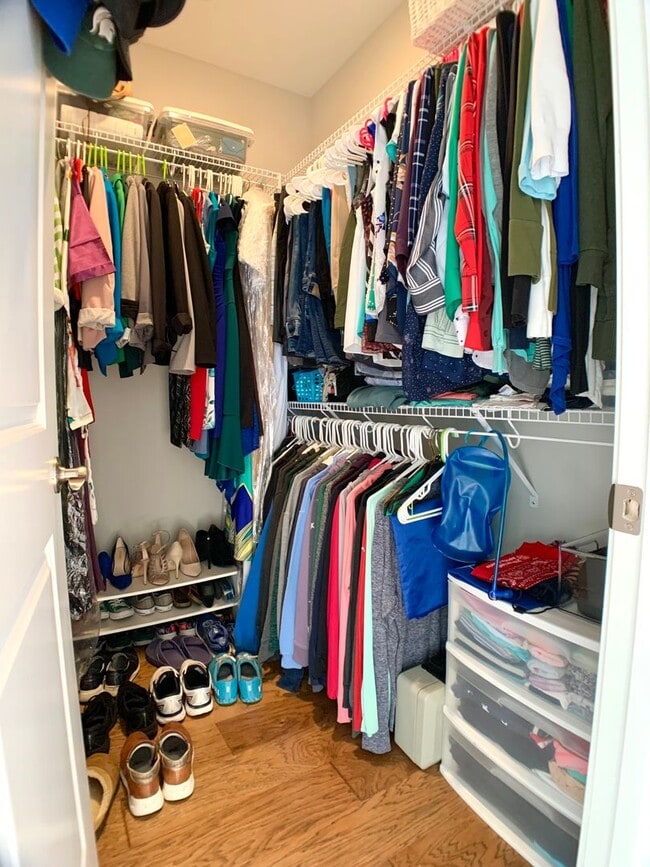 Building Photo - 585 Dexter Dr