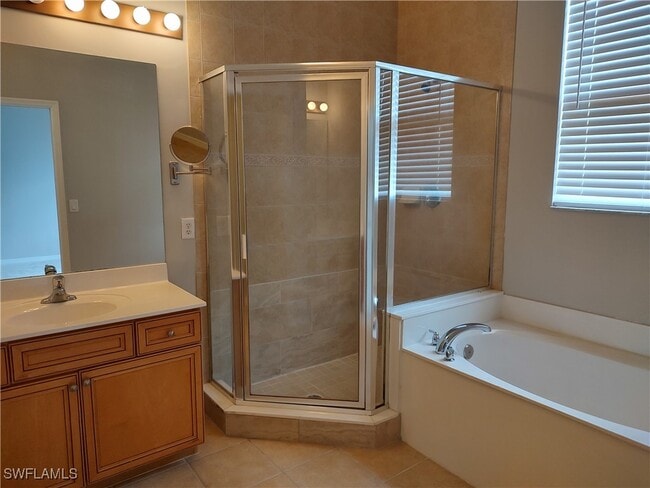 Building Photo - 16243 Via Solera Cir