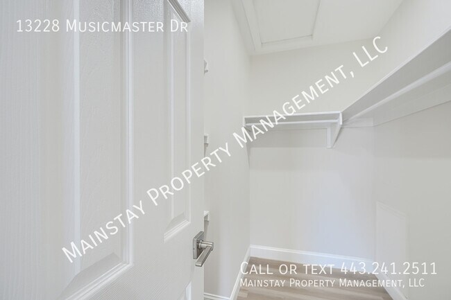 Building Photo - 13228 Musicmaster Dr