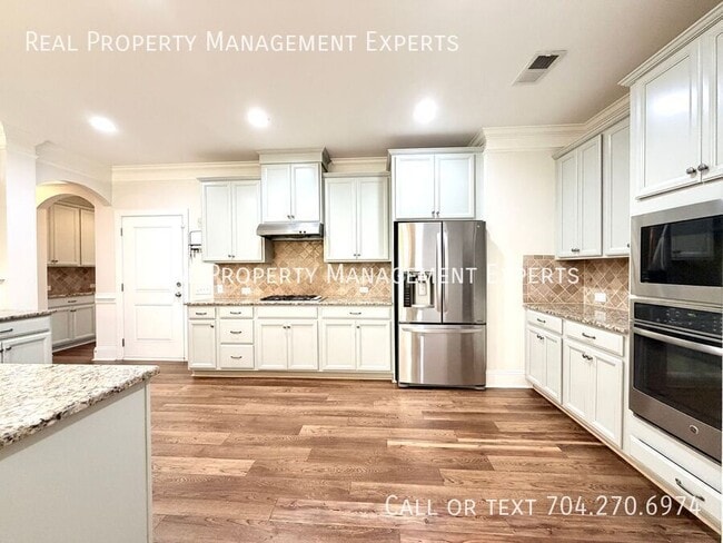 Building Photo - 9416 Scorpio Ln