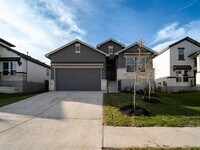 Building Photo - 136 Caterpillar Ln
