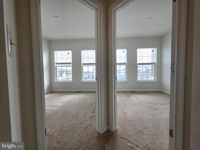 Building Photo - 12855 Clarksburg Square Rd