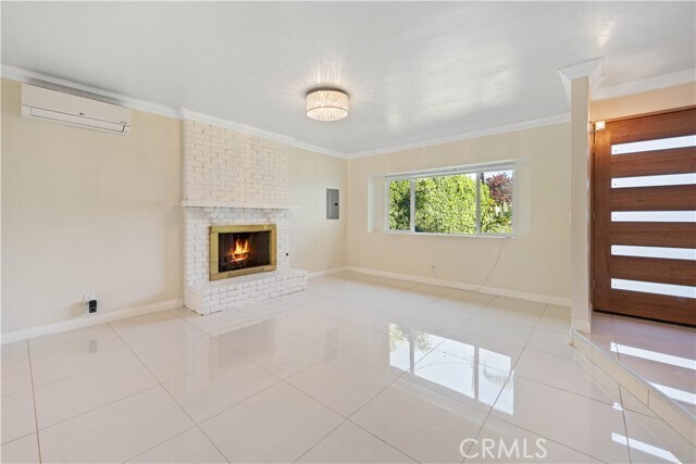 Building Photo - 15406 Lull St