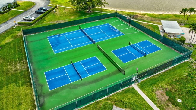 Building Photo - 14500 Canalview Dr