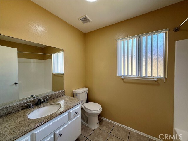 Building Photo - 901 N Dalton Ave