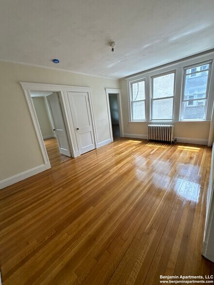 Building Photo - 1634 Commonwealth Ave