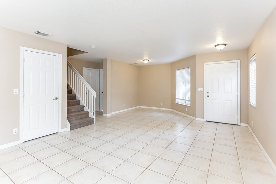 Building Photo - 6168 Whalton St