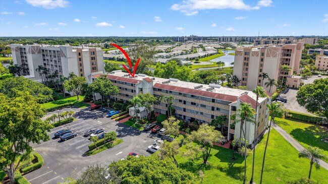 Building Photo - 14375 Strathmore Ln