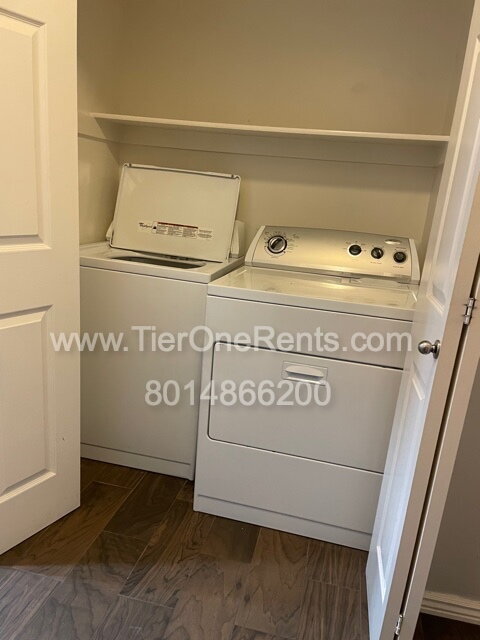 Building Photo - NO DEPOSIT option available for qualified ...