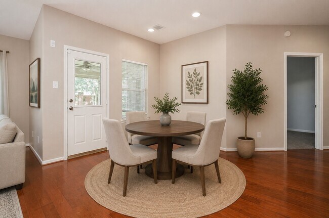 Building Photo - 26822 Kingston Glen Ln