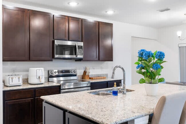 Building Photo - 14282 Coronado Dr