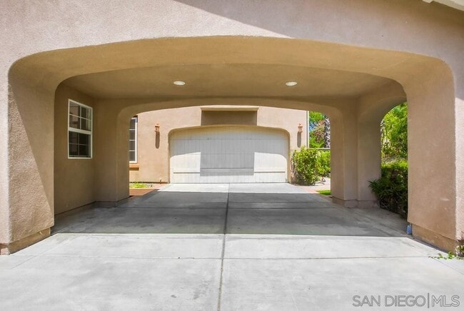 Building Photo - 6452 Paseo Cerro